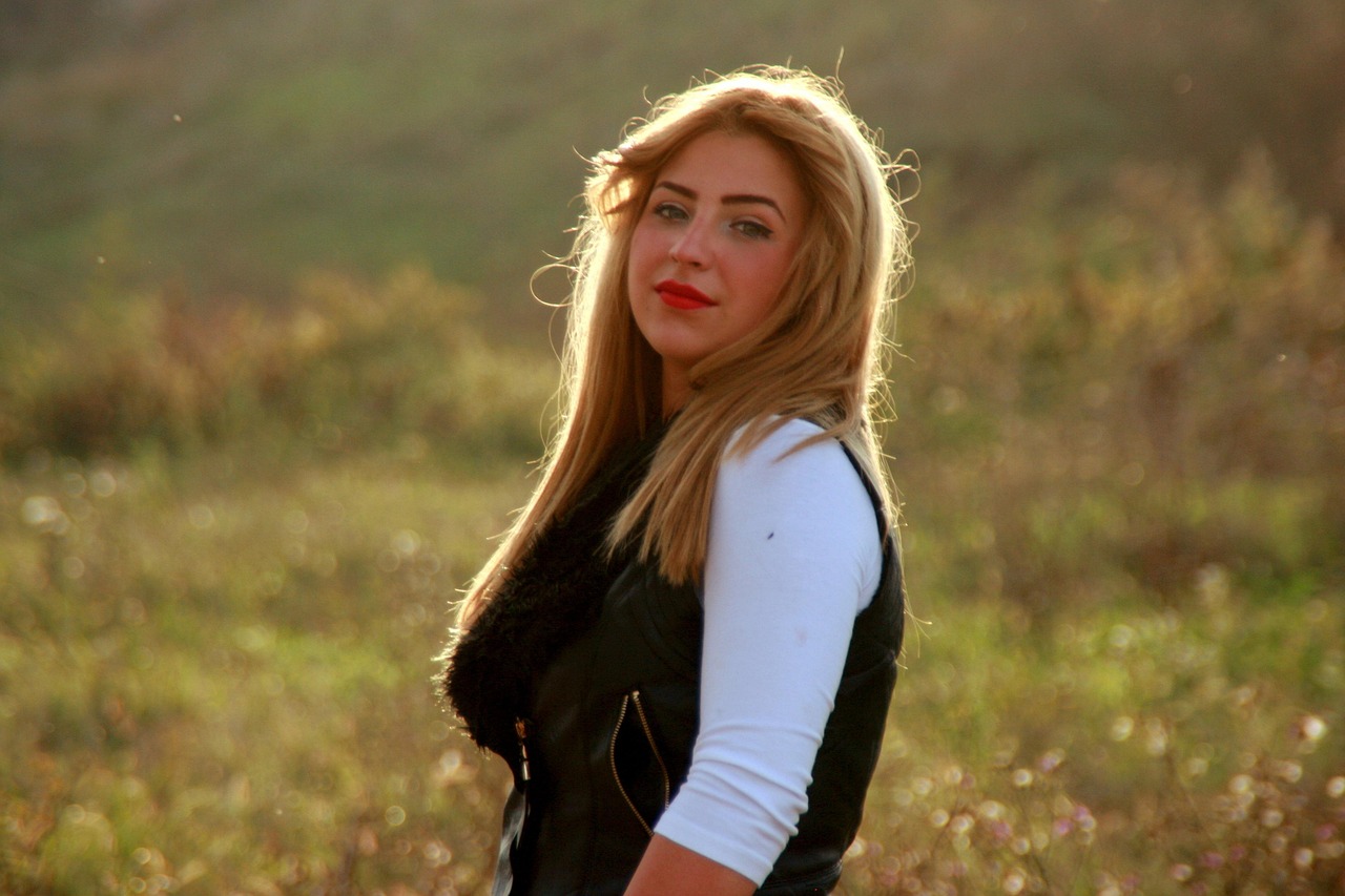 moda anilor 2000 in romania